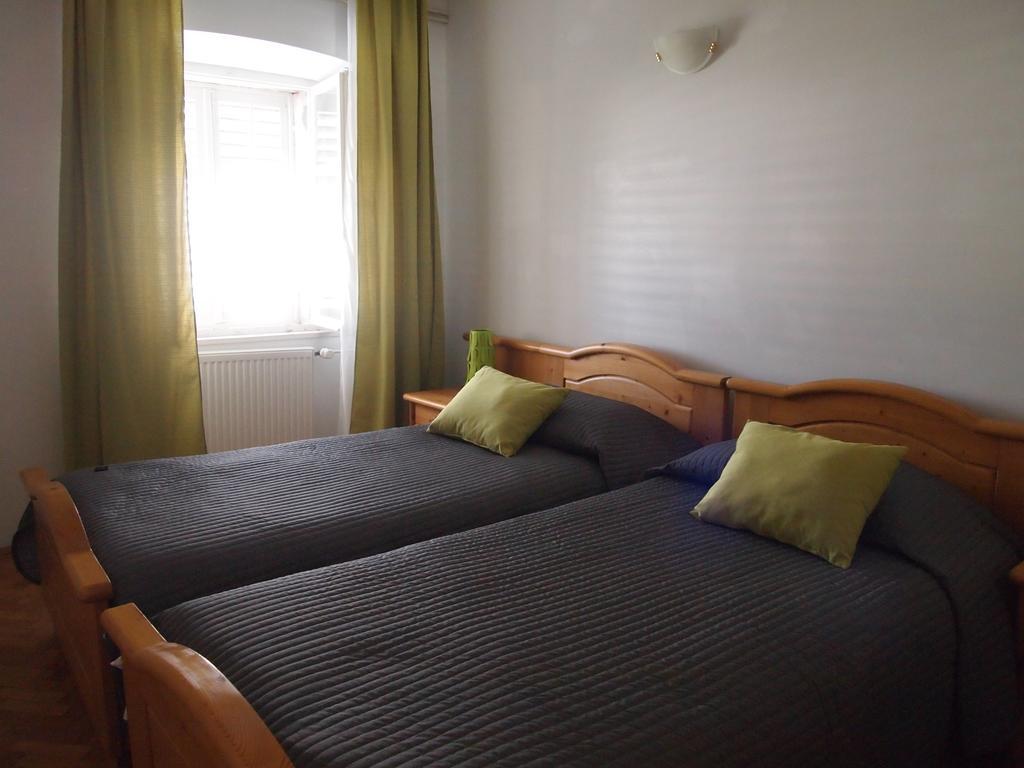Guest House Kolarin Слано Номер фото